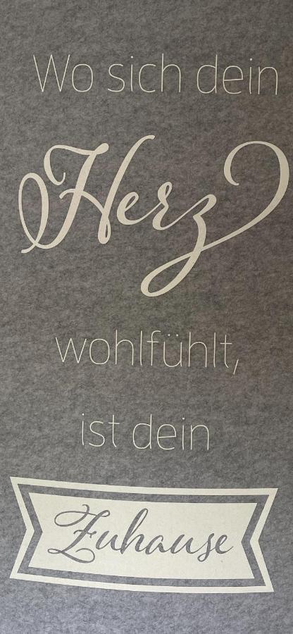 Rosmarin - Kuschelige Fewo - Romantik & Entspannung Im Whirlpool Auf Privater Terrasse, Ruhe & Hund Willkommen - By Ferienwohnenamsee - Uberlingen Zewnętrze zdjęcie
