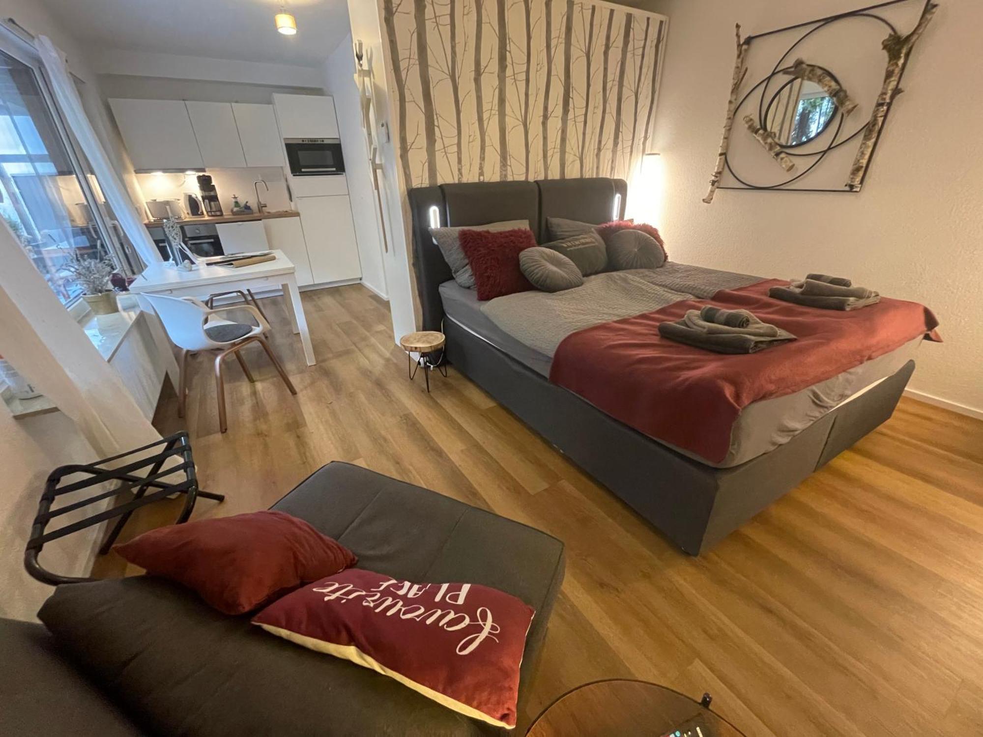 Rosmarin - Kuschelige Fewo - Romantik & Entspannung Im Whirlpool Auf Privater Terrasse, Ruhe & Hund Willkommen - By Ferienwohnenamsee - Uberlingen Zewnętrze zdjęcie