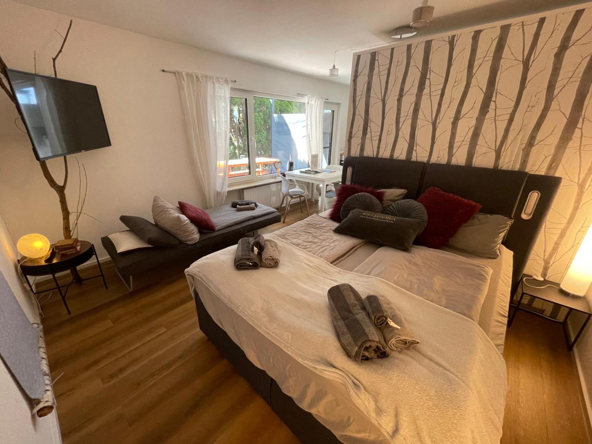 Rosmarin - Kuschelige Fewo - Romantik & Entspannung Im Whirlpool Auf Privater Terrasse, Ruhe & Hund Willkommen - By Ferienwohnenamsee - Uberlingen Zewnętrze zdjęcie